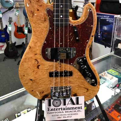 Fender Custom Shop Artisan Maple Burl Jazz Bass®, 3A Rosewood Fingerboard - Aged Natural image 7