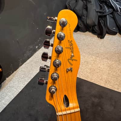 Fender Player Telecaster with Maple Fretboard Butterscotch Blonde image 6