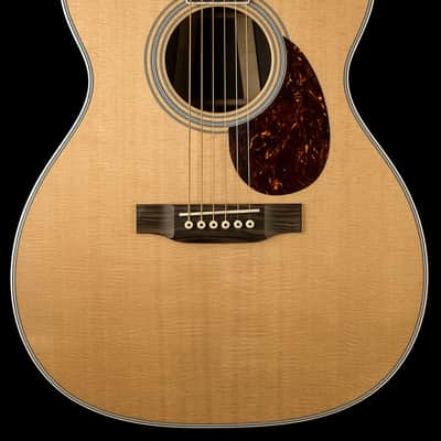 Martin OM-35 Custom Shop Acoustic Guitar with Hardshell Case image 1
