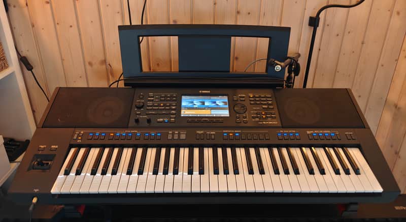 Yamaha PSR-SX900 61-Key Arranger Workstation 2023 - Present - Black imagen 1