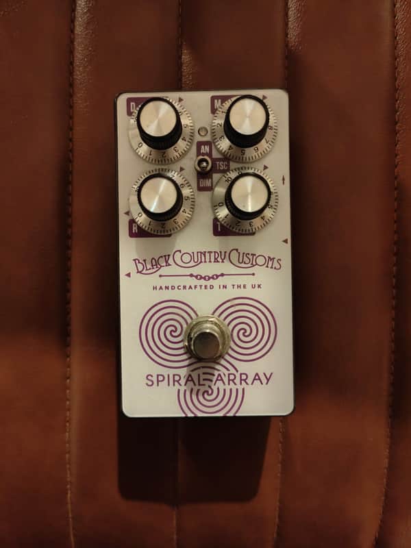 Laney Black Country Customs Spiral Array 2020 - Present - White / Purple image 1