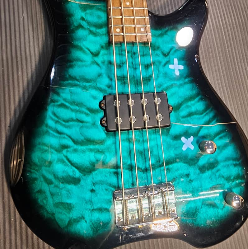 Fernandes Tremor - Turquoise Quilt Burst image 1