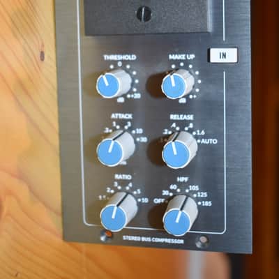 SSL G-Comp Stereo Bus Compressor Module for 500 Series Lunchbox