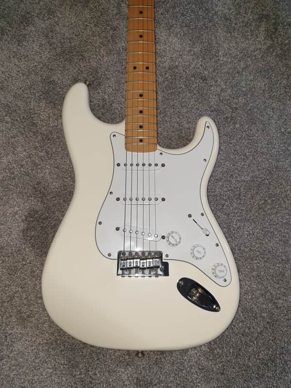 Fender Stratocaster 2007-2008 - Arctic White image 1