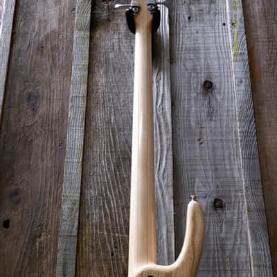 Roscoe Century Standard 4 Fretless 2013 Natural w/ Hard Case image 10