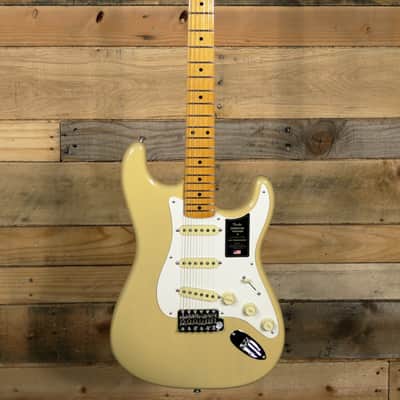 Fender American Vintage II 1957 Stratocaster Vintage Blonde w/ Case "Mint Condition" image 4