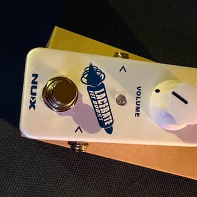 NuX NFB-2 Lacerate FET Boost 2010s - White image 3