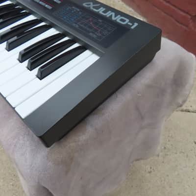 ROLAND 1986 JUNO 1 SYNTHESIZER ORIGINAL CLEAN TESTED w/COVER! image 9