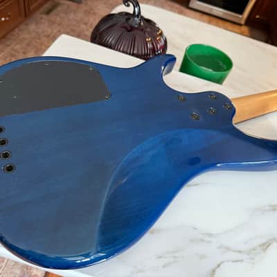 Peavey Millennium 4 AC BLUE BXP 4-String Active Electric Bass 2010s - Gloss Black image 5