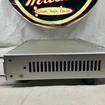 Gallien-Krueger MB800 800w Ultra Light Bass Head 2010s - Silver image 7