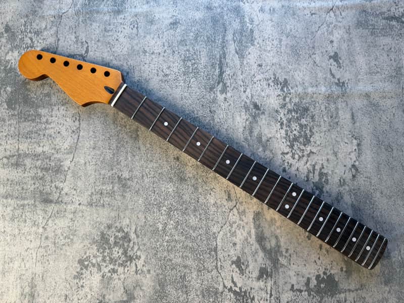 BMC Guitar Neck Left Hand Strat® Stratocaster® 22 Fret Roasted Maple With Rosewood Fingerboard Nitro Lacquer - 9.5 Radius.  [SN110] image 1