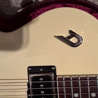 Duesenberg Starplayer TV Pearl Series Semi-Hollow Electric Guitar 2010s - Ice Pearl image 13