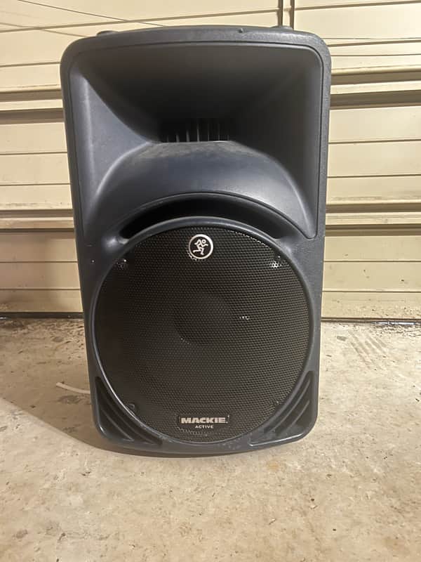Mackie SRM450 1000-Watt 2-Way Portable Powered Loudspeaker
