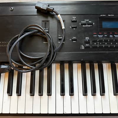 Ensoniq KT-76 64-Voice Digital Synthesizer 1995 - Black image 3