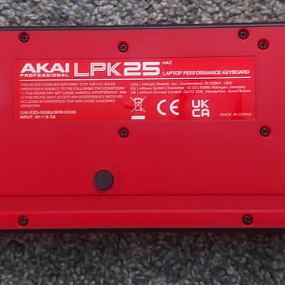 Akai Professional LPK25 MKII 25-Key USB-MIDI Controller w/case image 3