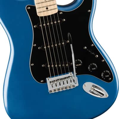 Squier Affinity Series Stratocaster, Maple Fingerboard, Black Pickguard, Lake Placid Blue image 1