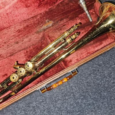 Getzen Elkhorn trumpet with case/mouthpiece. USA. Good playing condition. image 12