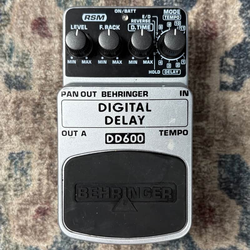 Behringer DD600