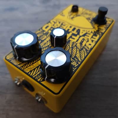 Sketchy Sounds Ruffled Feathers Fixed Wah Guitar Pedal image 3