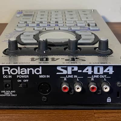 Roland SP-404 Sampler 2005 - 2008 - Silver image 3
