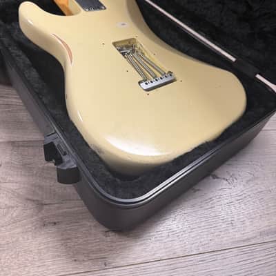Fender Road Worn '60s Stratocaster with Rosewood Fretboard 2009 - 2018 - Olympic White image 3
