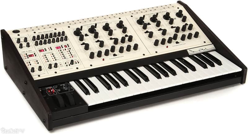 Tom Oberheim Two Voice Pro White. DUOPHONIC Analogue Keyboard Synthesizer with onboard Sequencer. image 1