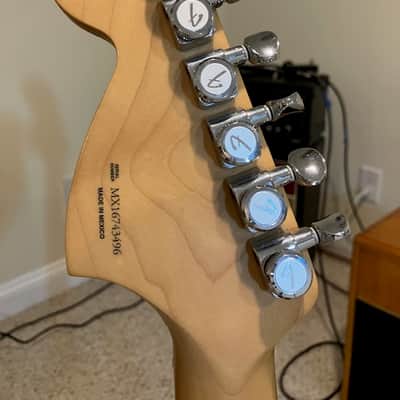 Fender Deluxe Roadhouse Stratocaster with Maple Fretboard 2016 - 2021 - Classic Copper image 5