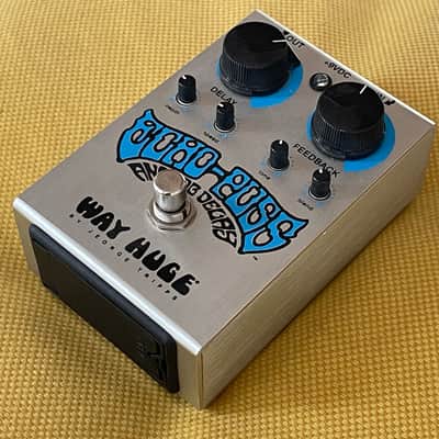 Way Huge WHE702S Echo-Puss Analog Delay 2013 - 2021 - Silver image 2