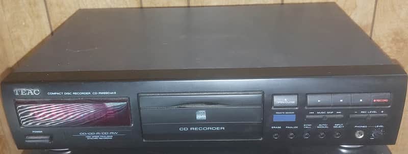 Teac RW 890 MKII Like new CD recorder w remote image 1