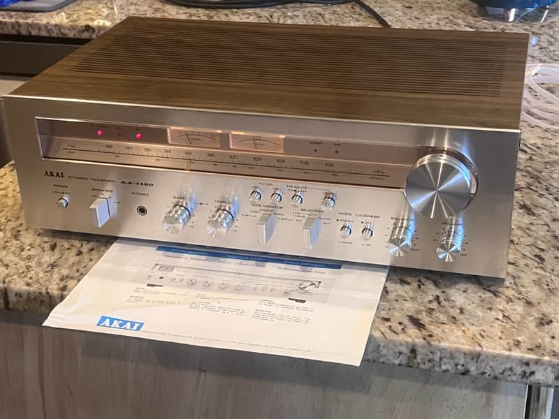 AKAI AA 1150 Stereo Receiver. 50 WPC - Cleaned - Tested - Awesome