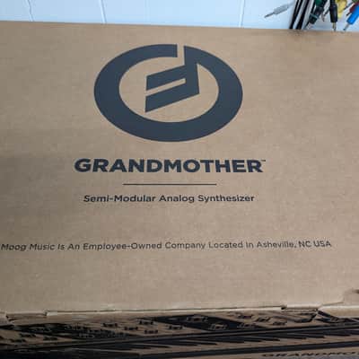 Moog Grandmother 32-Key Semi-Modular Analog Synthesizer 2018 - Present - Black / Multi-Colored Panel image 3