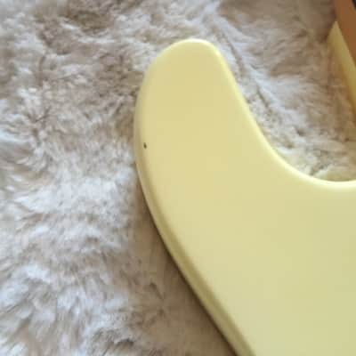 Charvel 2B Left 1988 White/Naturally Aged image 5