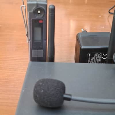 Sennheiser Diversity Reciver IM100+Transmitter ew100+Headmic me3 image 6