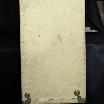 Fender 2x12 speaker cab. Early 1960s - Rough white/blonde/cream tolex image 8