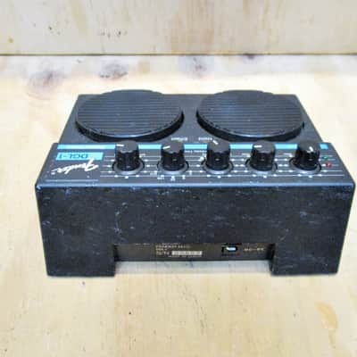 Fender DGL-1 Vintage Stereo Digital Delay Echo Early Version image 5