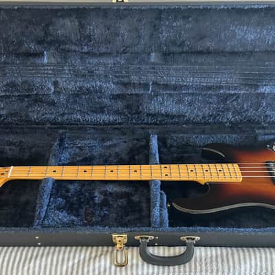 G&L USA L-1000 Bass - 1981 - Sunburst w/HSC image 1