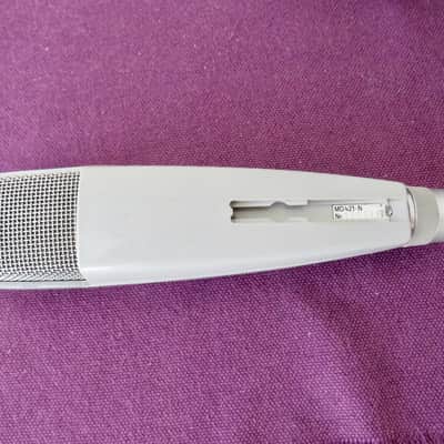 Sennheiser MD 421-N Cardioid Dynamic Microphone image 9