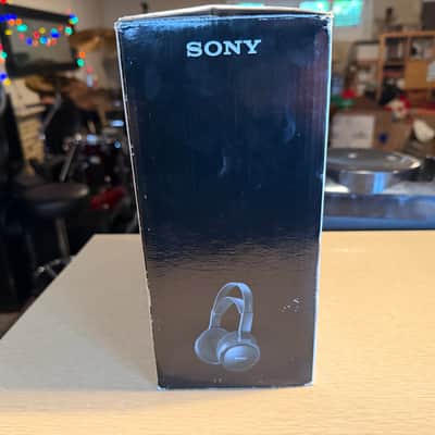SONY WIRELESS STEREO HEADPHONE SYSTEM MDR-RF912RK FOR TV 150 FT (45M) RANGE. image 4