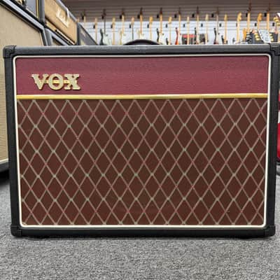 Vox AC15C1 Custom 2-Channel 15-Watt 1x12" Guitar Combo image 1