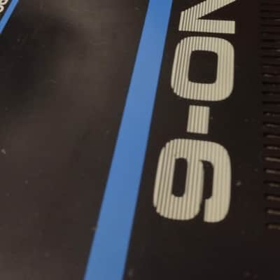 Roland Juno-6 1982 fully restored image 4