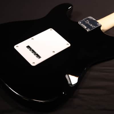 Squier Squier Sonic Stratocaster Maple Fingerboard White Pickguard Black 779 image 7