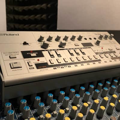 Roland TB-03 Boutique Series Synthesizer Module Bass Line Synthesizer 2016 - Present - Silver image 1