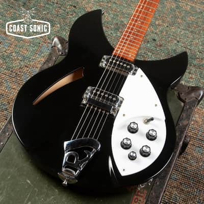 1999 Rickenbacker 330 Jetglo made in USA w/ original case image 7