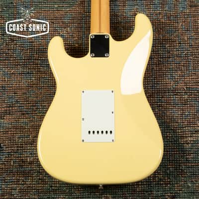1994 Fender Yngwie Malmsteen Stratocaster ST72-140YM Premium series made in Japan MIJ w/case image 3