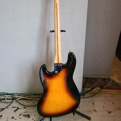 Fender Standard Jazz Bass with Rosewood Fretboard 2004 - Brown Sunburst image 9
