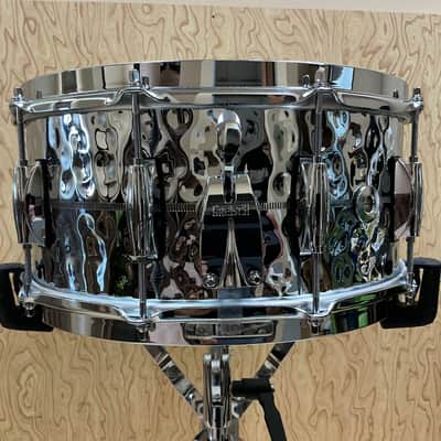 Gretsch GB4164HB Brooklyn Hammered Chrome Over Brass 6.5x14" 10-Lug Snare Drum 2012 - Present - Chrome-Plated image 2