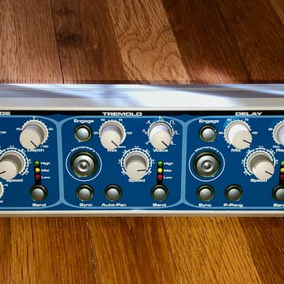 Electrix Mo-FX Time Synchronized Effects Unit 2000s - Blue