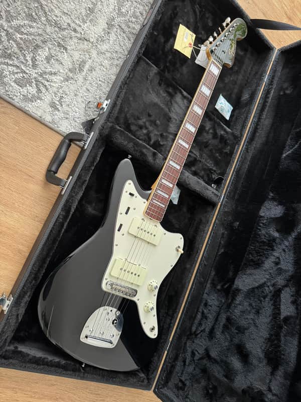 Fender MIJ Traditional II Late '60s Jazzmaster 2024 - Black with Matching Headstock image 1