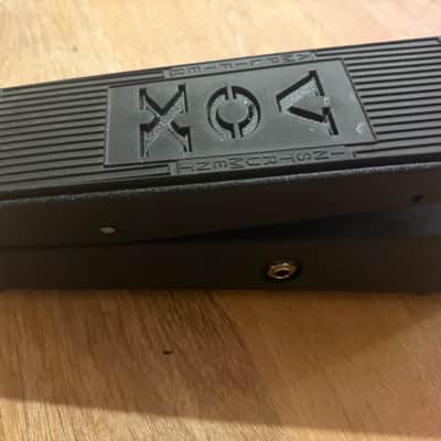 Vox V845 Wah Pedal – Classic Wah Tone, Excellent Condition image 6