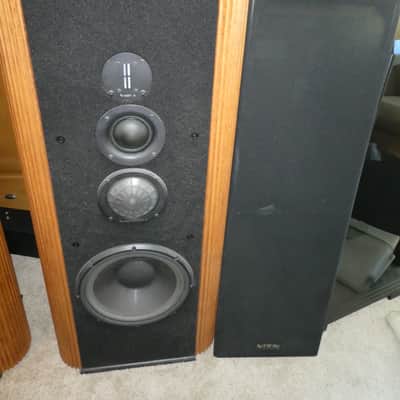 Infinity Kappa 8 audiophile speakers. Excellent Original Condition 1989 Wood image 2